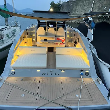 Notte Romantica Su Nave